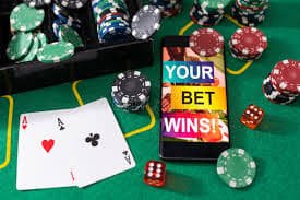 Live blackjack table at ratucasino77 showing dealer and game interface