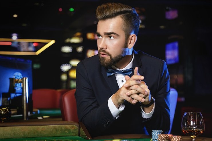 Mobile phone showing live roulette table interface on ratucasino77